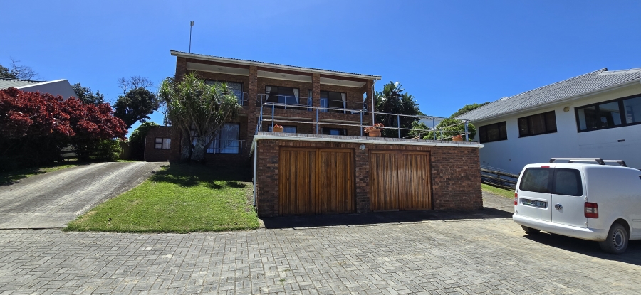 4 Bedroom Property for Sale in Marshstrand Eastern Cape